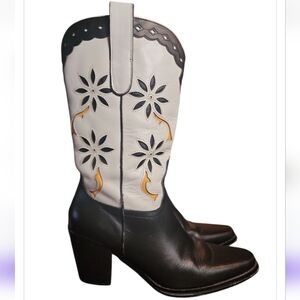 Urban Outfitters Cactus Flower Western Boots Boho Cowgirl Festival Y2K Size 7